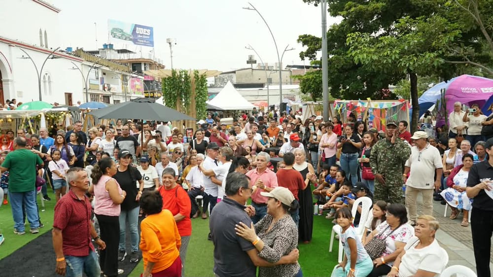 Expo Conecta Floridablanca marcó récord de visitantes y talento local imagen de la publicación