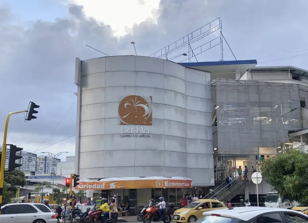 Atentado sicarial desató el pánico en La Isla, Bucaramanga imagen de la publicación
