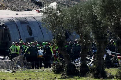 Al menos 64 muertos dejó choque de trenes de alta velocidad en España imagen de la publicación