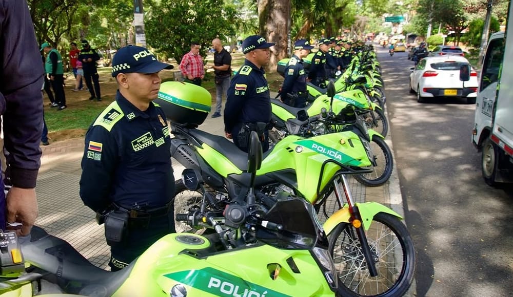 Alcaldía entregó 40 motocicletas a la Policía de Bucaramanga imagen de la publicación