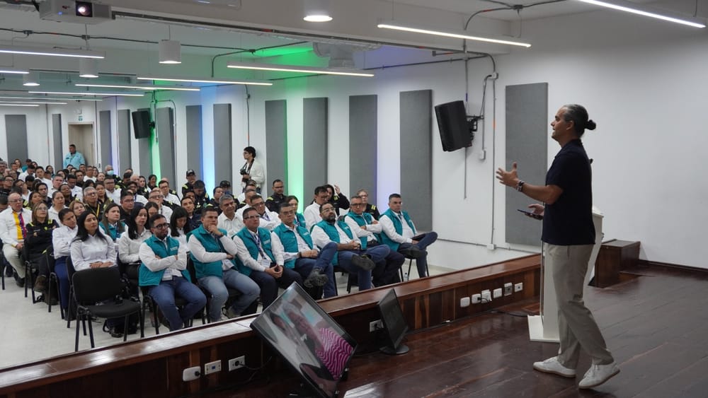 Primera Cumbre internacional de Mantenimiento en la Refinería de Ecopetrol en Barrancabermeja imagen de la publicación