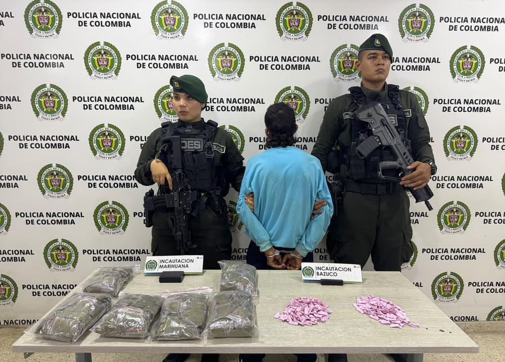 Huyó al ver a la Policía y cayó con más de mil dosis de droga en Floridablanca imagen de la publicación