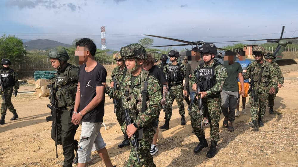 Cuatro armas, munición y cinco capturados: así fue el golpe al GAO-r Estructura 33 en La Gabarra imagen de la publicación