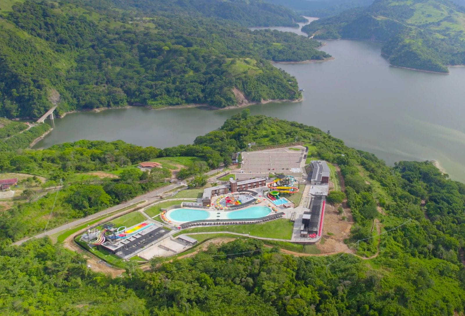 Comfenalco inaugura megaparque acuático en Topocoro imagen de la publicación