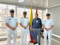 Aprendices del SENA Santander conocen oferta laboral de la Armada Nacional gracias a alianza estratégica imagen de la publicación