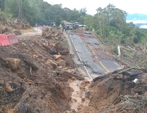 Recientes lluvias continúan afectando lo que queda de vía hacia Barrancabermeja