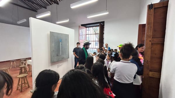 Estudiantes disfrutaron recorrido artístico ofrecido por Salas Abiertas