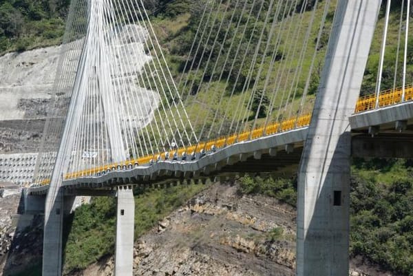 Supervisora e interventor del Puente Hisgaura fueron inhabilitados por 14 años