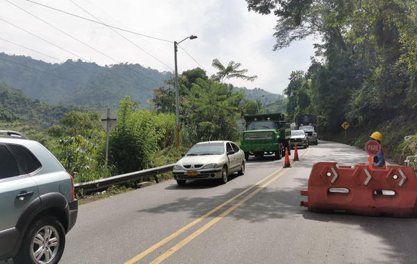 Suspenden temporalmente obras en vía Bucaramanga-Rionegro por festividades