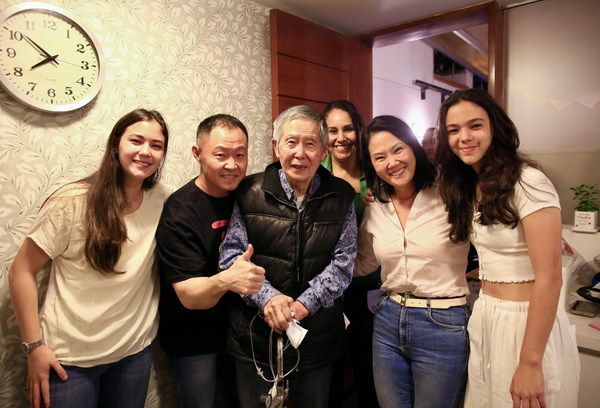 Alberto Fujimori ya está en casa tras su polémica excarcelación