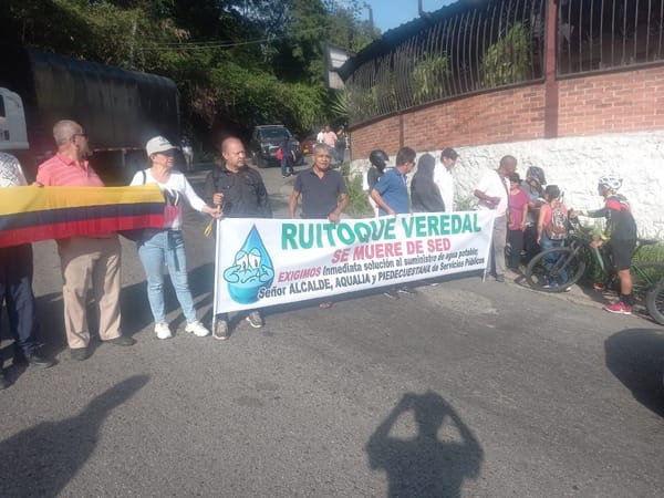 Manifestación en Ruitoque Bajo por falta de agua
