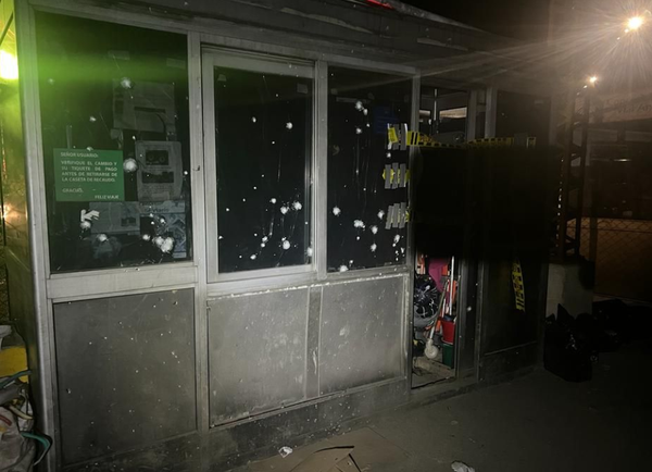 Lanzan 3 artefactos explosivos a peaje en la vía Cundinamarca-Villavicencio