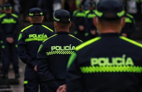 Alcalde exige 'limpieza' y traslado de policías por escándalo de drogas