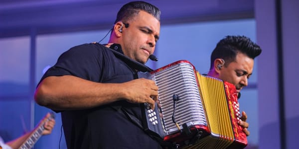 Rolando Ochoa, icono del acordeón vallenato, hospitalizado por problemas de salud