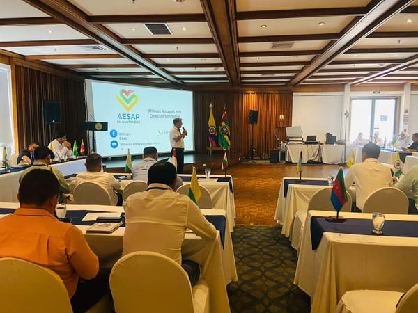 ESAP capacitará municipios santandereanos en políticas de seguridad y convivencia