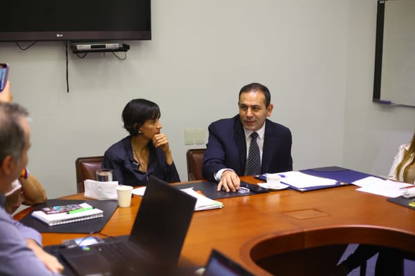 Ministra de Ambiente y Gobernador de Santander coordinan acciones para la 'Cumbre por el Agua'
