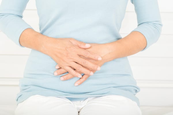 Cada año más de 2.000 mujeres mueren de cáncer de cuello uterino en Colombia