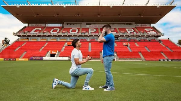 Primer futbolista en declarase homosexual se casará