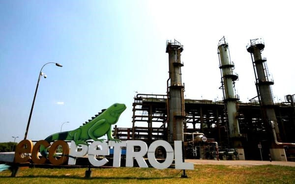 Ecopetrol premia la excelencia de 100 estudiantes en su programa de becas
