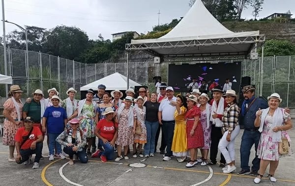 Festival Artístico en el Parque de la Sexta de Floridablanca