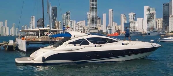 Turistas estadounidenses fueron rescatados tras hundimiento de yate en Cartagena