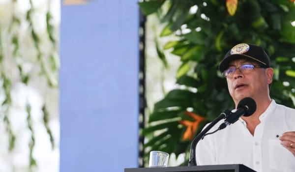 Petro anuncia nueva radicación de reforma a la salud