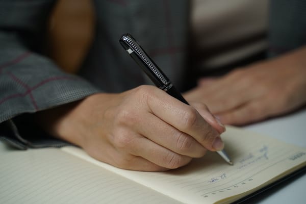 "Ponle tinta a tu creatividad": Concurso de Cuento Corto 2024