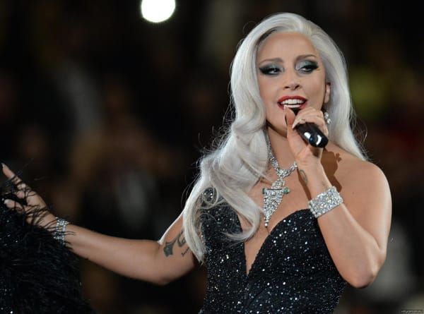 Lady Gaga admitió actuar enferma de COVID-19 en su gira