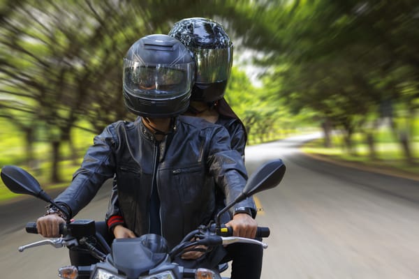 Campaña de seguridad vial en Santander busca proteger a los motociclistas