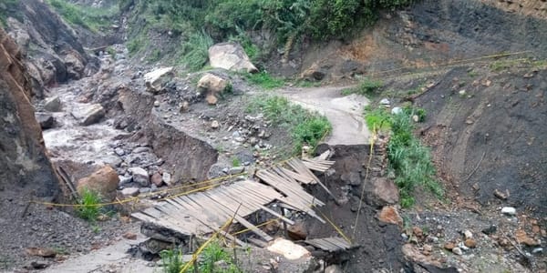 Comunidades de San Andrés (S) están incomunicadas tras colapso de puente por lluvias