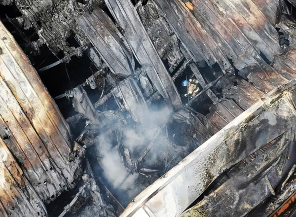 Incendio en fábrica de baterías de litio deja 22 personas fallecidas