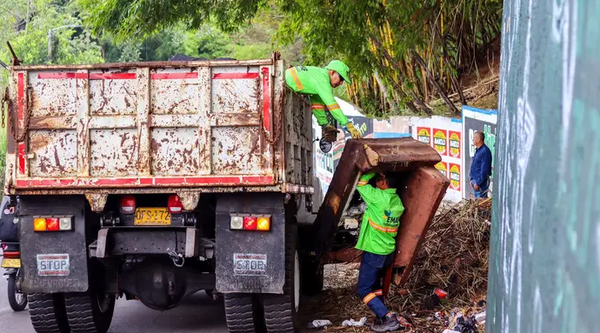 Recogen más de cuatro toneladas de residuos en Floridablanca