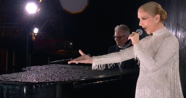 VIDEO. Céline Dion volvió a los escenarios en la ceremonia de los Juegos Olímpicos