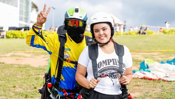 Florideñas enfrentaron sus miedos desde el parapente