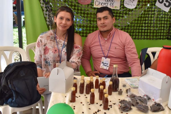 Más de 60 negocios innovadores se presentaron en El Socorro