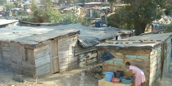 Inician pagos de ayudas económicas a familias en pobreza extrema en Colombia
