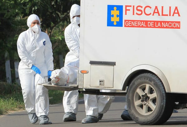 Hallazgo Macabro en Floridablanca de un conductor de 70 años incinerado dentro de su vehículo
