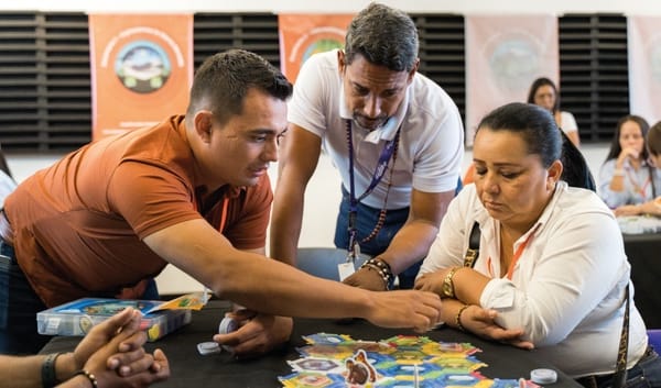 150 docentes del Pacífico serán formados en pensamiento computacional