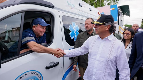 Petro anuncia que reforma a la salud se implementarán bajo las leyes actuales... no esperará al Congreso