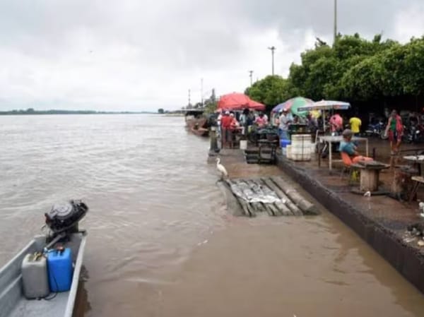 Monitoreo al río Magdalena que sube su caudal a su paso por Barrancabermeja