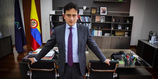 "Denúncieme": El desafío de Reyes a Gaviria tras acusaciones de omisión en caso de corrupción