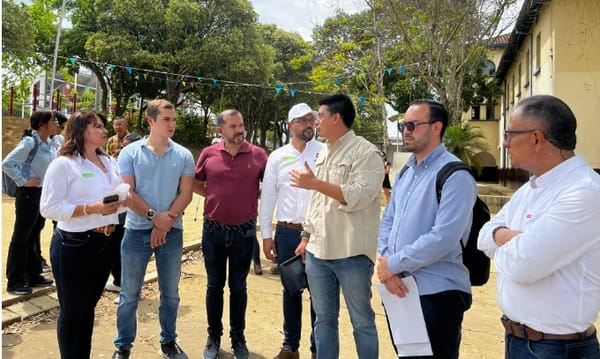 Empréstito de 80 mil millones de pesos sería destinado a obras en colegios