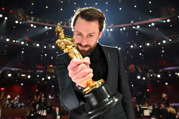 “Mi esposa prometió un hijo si ganaba el Oscar… Yo cumplí”: Kieran Culkin