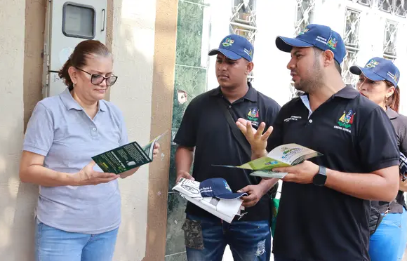 Educación ambiental llega a comerciantes del Parque a la Vida