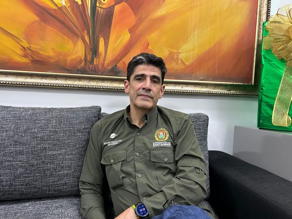GOBERNADOR confirmó en el cargo al secretario del Interior