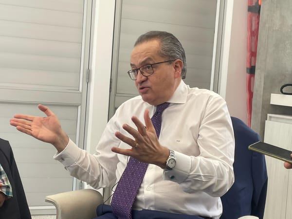 “El riesgo de la consulta popular convocada por Petro es que puede profundizar el extremismo en Colombia”: Fernando Carrillo