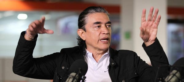 Gustavo Bolívar lidera intención de voto para elecciones presidenciales de 2026 en Colombia
