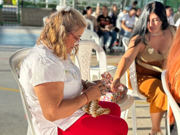 “Hilos de Esperanza”