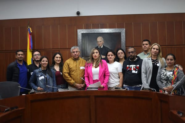 Senadora santandereana lidera mesa técnica para garantizar nombramiento de docentes en lista de elegibles