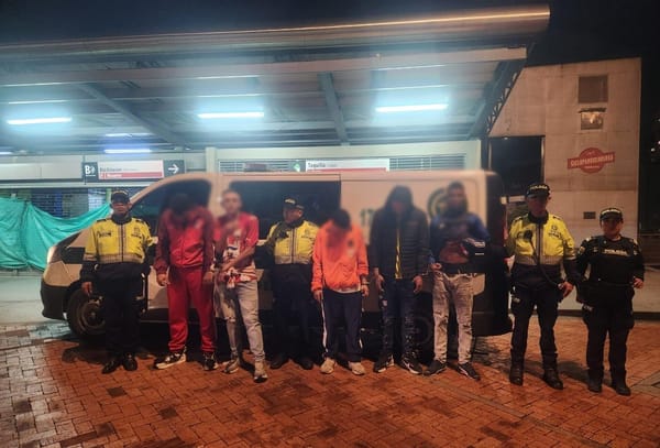 Cinco barristas del Junior capturados por robo en TransMilenio